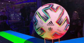 Официальный мяч Евро-2020